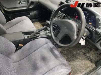 Nissan SKYLINE  с аукциона в Японии