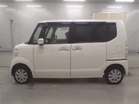 Honda N BOX PLUS лот № 1 оценка 4  с аукциона в Японии 3