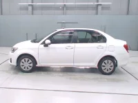 Toyota COROLLA AXIO лот № 30115 оценка 4  с аукциона в Японии 3