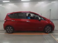Nissan NOTE лот № 30099 оценка 3.5  с аукциона в Японии 2
