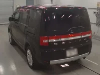 Mitsubishi DELICA D5 лот № 30097 оценка 3.5  с аукциона в Японии 5