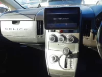 Mitsubishi DELICA D5 лот № 30097 оценка 3.5  с аукциона в Японии 8