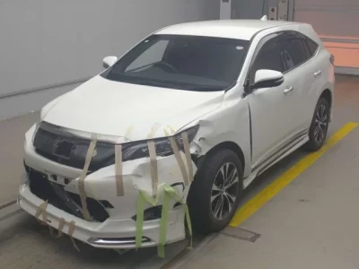 Toyota HARRIER  с аукциона в Японии