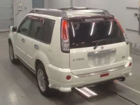 Nissan X-TRAIL лот № 30118 оценка 4  с аукциона в Японии 5
