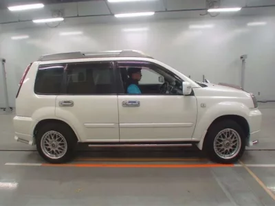 Nissan X-TRAIL  с аукциона в Японии