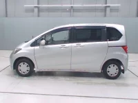 Honda FREED лот № 30146 оценка 3.5  с аукциона в Японии 3
