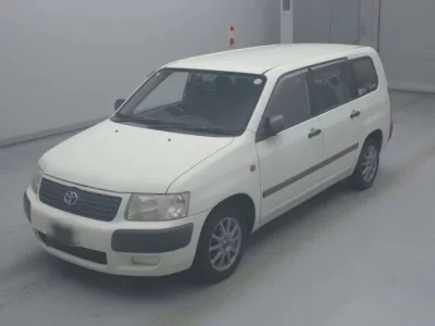 Toyota SUCCEED  с аукциона в Японии