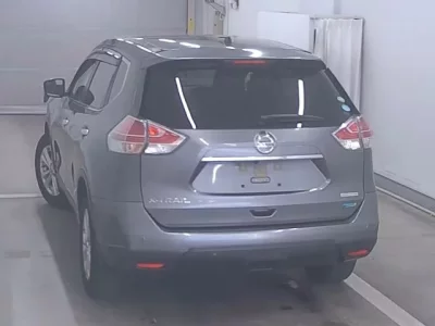 Nissan X-TRAIL  с аукциона в Японии