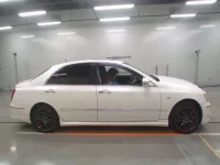 Toyota CROWN лот № 30137 оценка 3  с аукциона в Японии 2