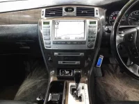 Toyota CROWN лот № 30137 оценка 3  с аукциона в Японии 8