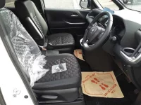 Toyota VOXY лот № 30152 оценка S  с аукциона в Японии 7