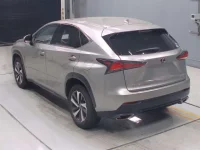 Lexus NX лот № 30153 оценка 4.5  с аукциона в Японии 5