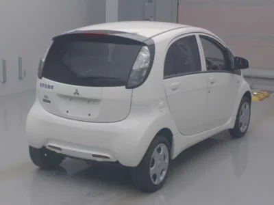 Mitsubishi I-MIEV  с аукциона в Японии