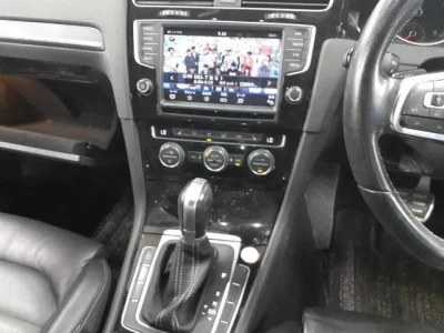 Volkswagen GOLF VARIANT