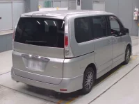 Nissan SERENA лот № 30158 оценка 4  с аукциона в Японии 1
