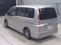 Nissan SERENA лот № 30158 оценка 4  с аукциона в Японии 5