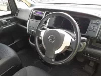 Nissan SERENA лот № 30158 оценка 4  с аукциона в Японии 6