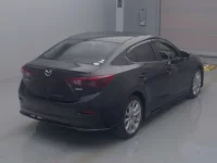 Mazda AXELA лот № 30014 оценка 4  с аукциона в Японии 1