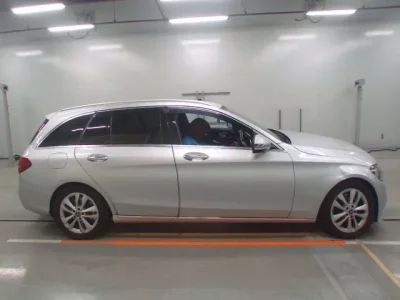 Mercedes-Benz C CLASS WAGON  с аукциона в Японии