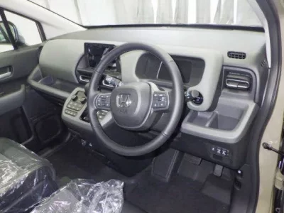 Honda FREED  с аукциона в Японии