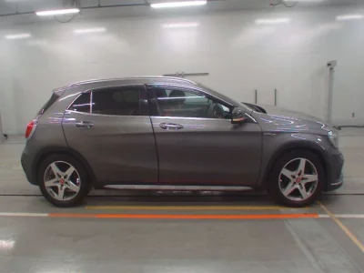 Mercedes-Benz GLA CLASS