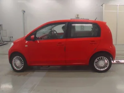 Volkswagen UP  с аукциона в Японии