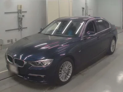 BMW 3-Series  с аукциона в Японии