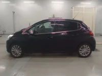 Peugeot 208 лот № 38014 оценка 4.5  с аукциона в Японии 3