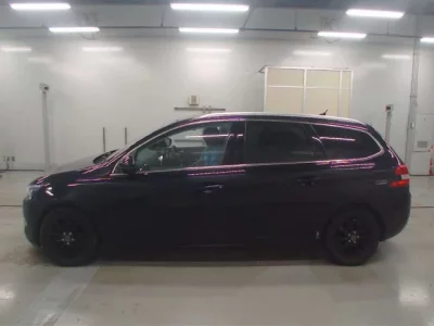 Peugeot 308  с аукциона в Японии