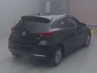 Mazda MAZDA2 лот № 30023 оценка 4  с аукциона в Японии 1