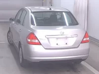 Nissan TIIDA LATIO лот № 20 оценка 3  с аукциона в Японии 1