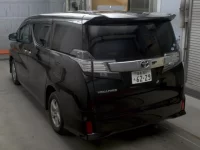 Toyota VELLFIRE лот № 1300 оценка 3.5  с аукциона в Японии 1
