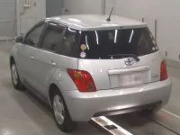 Toyota IST лот № 30174 оценка 3.5  с аукциона в Японии 5