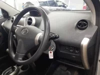 Toyota IST лот № 30174 оценка 3.5  с аукциона в Японии 6