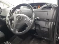 Toyota RACTIS лот № 30173 оценка 4  с аукциона в Японии 6