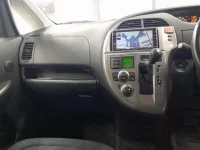 Toyota RACTIS лот № 30173 оценка 4  с аукциона в Японии 8