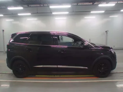 Peugeot 5008  с аукциона в Японии