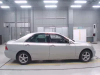 Toyota CROWN лот № 30188 оценка 4  с аукциона в Японии 2