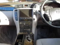 Toyota CROWN лот № 30188 оценка 4  с аукциона в Японии 8