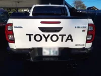 Toyota HILUX лот № 30186 оценка 5  с аукциона в Японии 9