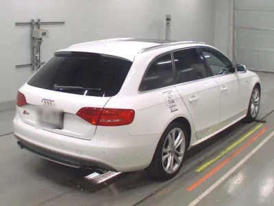 Audi S4