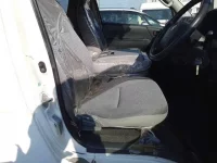 Toyota HIACE VAN лот № 30192 оценка 3.5  с аукциона в Японии 7