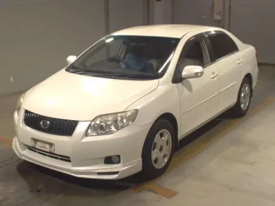 Toyota COROLLA AXIO  с аукциона в Японии