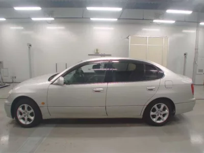 Toyota ARISTO  с аукциона в Японии