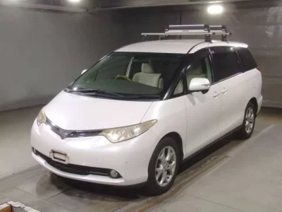 Toyota ESTIMA  с аукциона в Японии