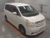 Toyota NOAH лот № 30186 оценка 3.5  с аукциона в Японии 4