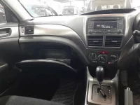 Subaru IMPREZA лот № 30185 оценка 3  с аукциона в Японии 8