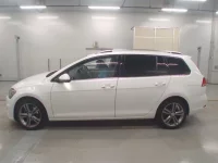 Volkswagen GOLF VARIANT лот № 38054 оценка 3.5  с аукциона в Японии 3