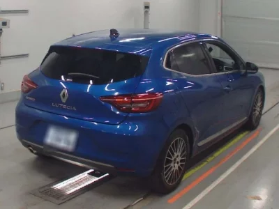 Renault LUTECIA  с аукциона в Японии