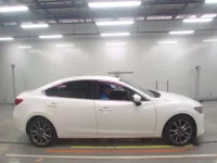 Mazda ATENZA SEDAN лот № 30202 оценка 3.5  с аукциона в Японии 2